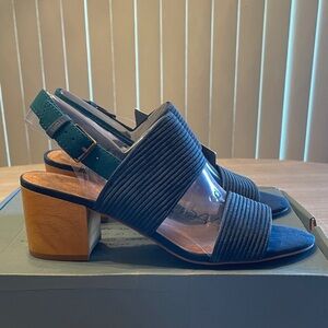 NWT Toms Teal Blue Ribbed Sandals